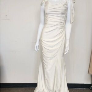 Cinderella Divine STRETCH SATIN WHITE